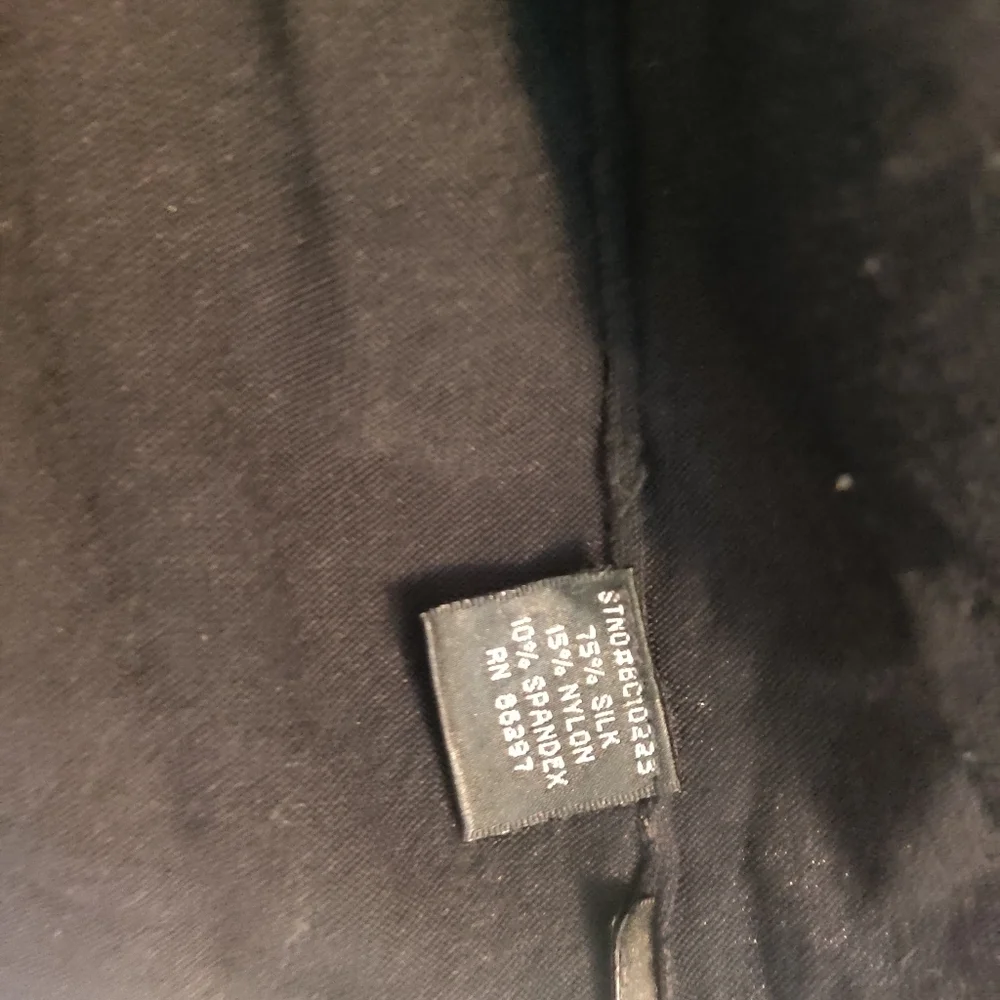 BCBGMaxAzria Black and Cream Silk blend Knit Cardigan – Size L - Picture 4 of 8